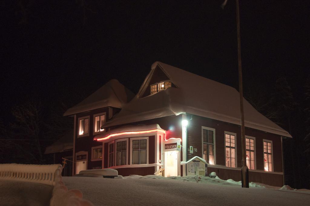Hovra Vandrarhem Håvra Extérieur photo